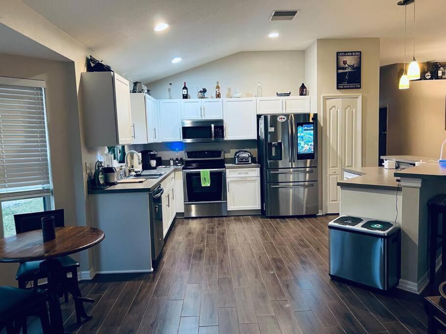 Ruskin Fl Private 2 Bdrm 1 Bath Suite Common Areas Shared With Host And Cat Exterior foto